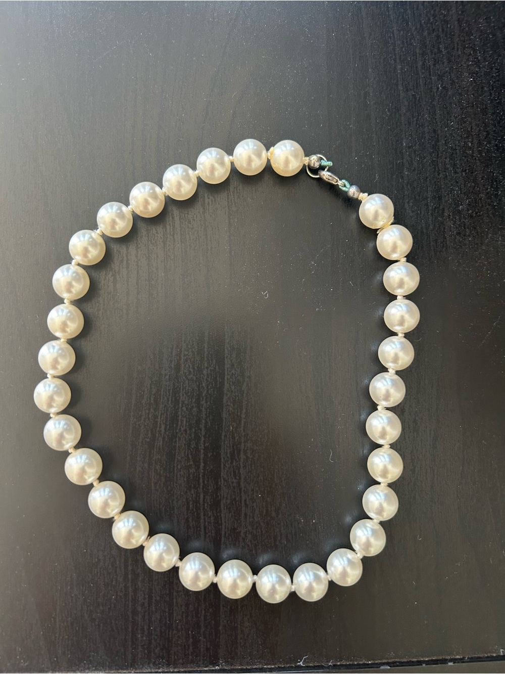 Classic White Pearl Fashion Necklace - Elegant Women's Jewelry